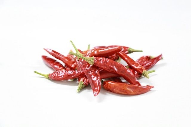 Wellhealthorganic.Com: Red Chilli  You Should Know About Red Chilli, Uses, Benefits & Side-Effects